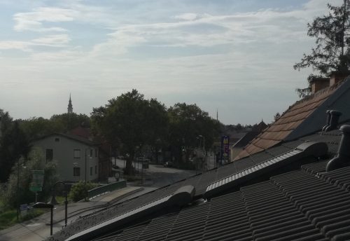 LTE-Aussenantenne Mast in Sicht 02 (Drei, LTE-A) (Large)